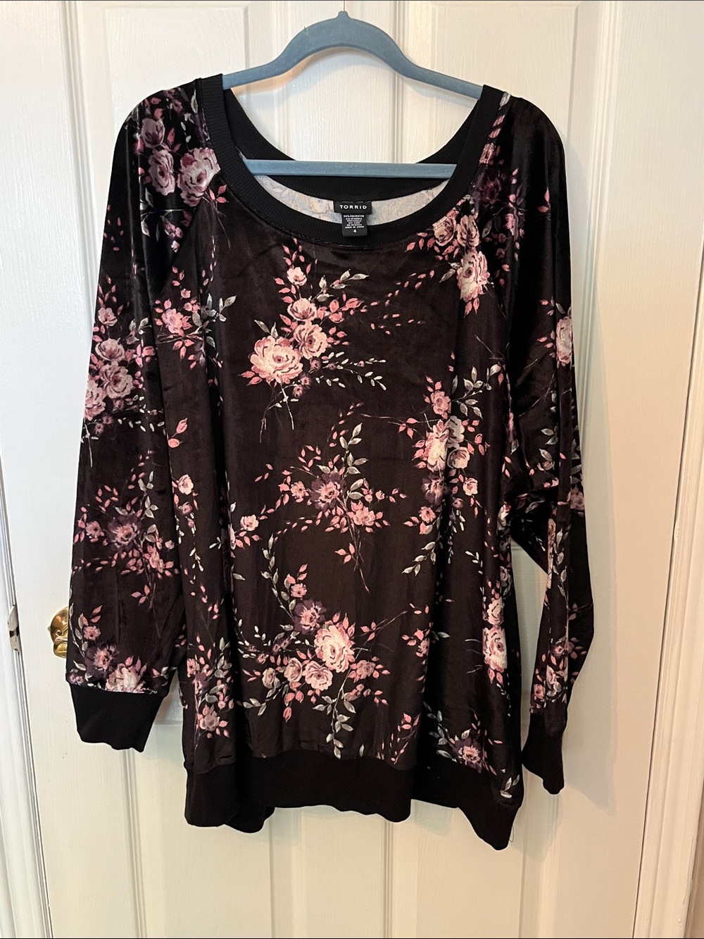 torrid Black Velvet Floral Pullover with Pink Roses